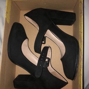 Mix No. 6 black sued Mary Jane size 8